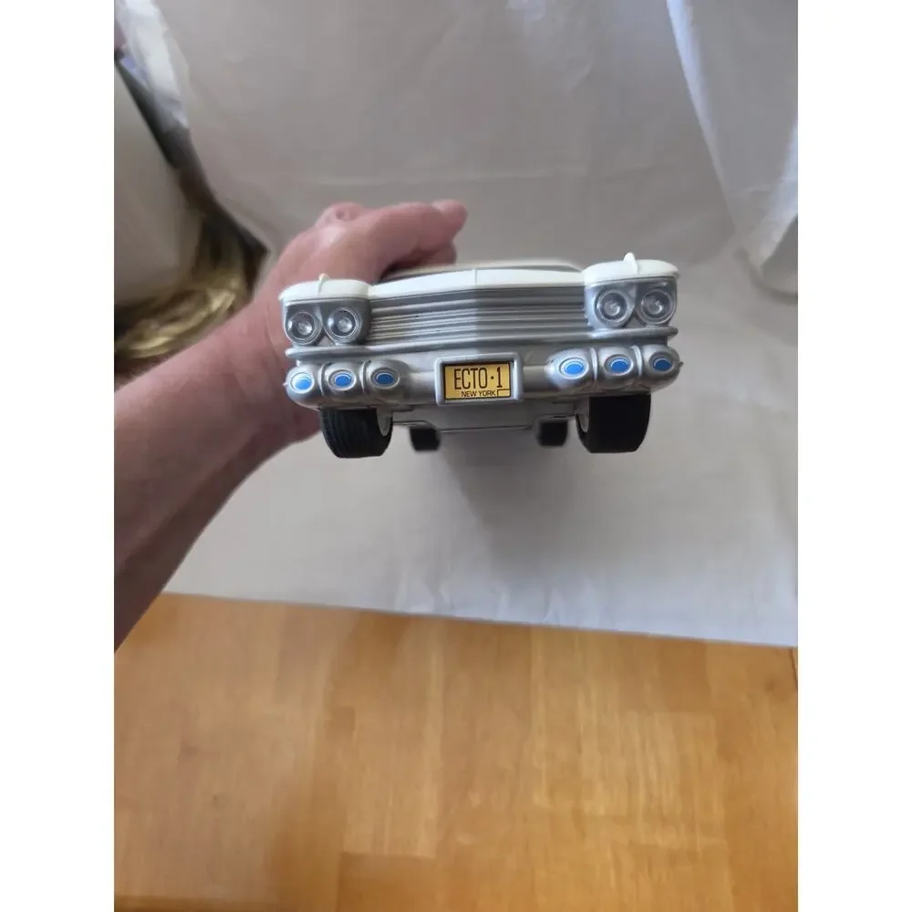 2017 Playmobil Ghostbuster Ecto Car Incomplete